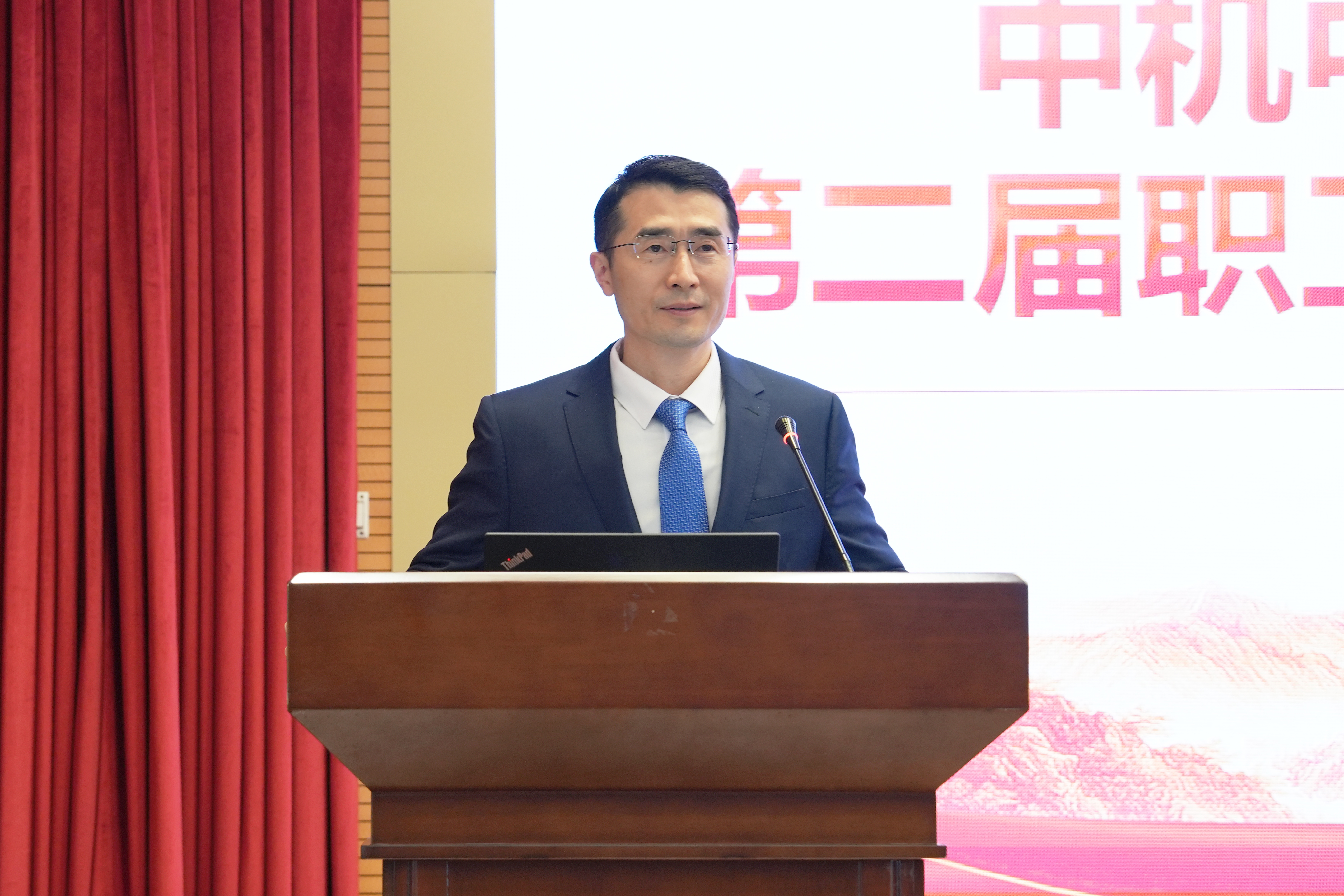 郭总(3)(1).jpg